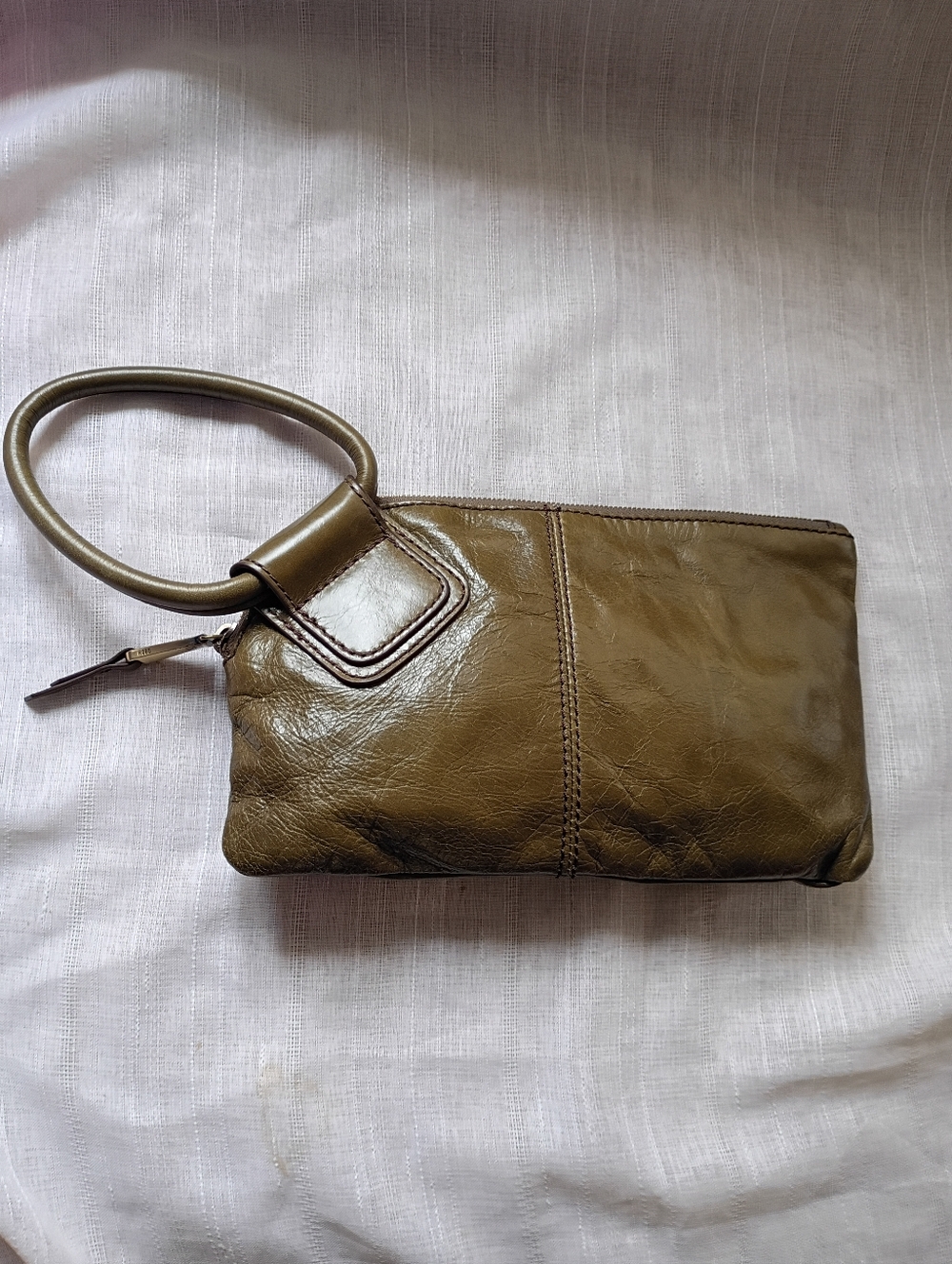 HOBO Olive Leather Wristlet Clutch Purse Women's Bags Designer Handbags Wallet - Picture 3 of 8